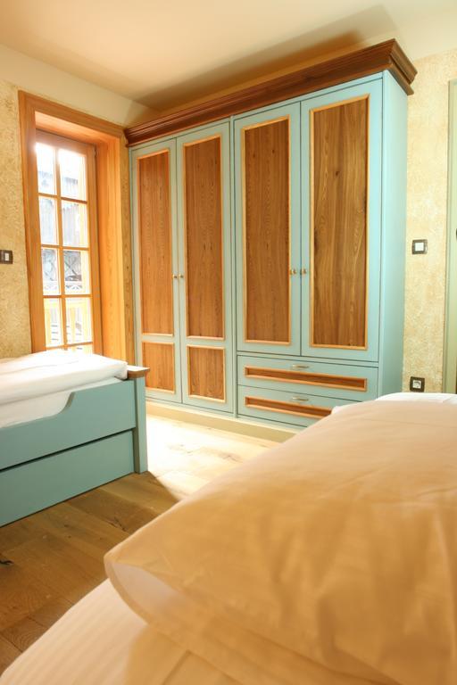 Villa Les With Hot Tub & Sauna Brežice Zimmer foto